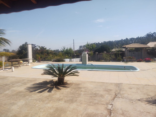 Imagem 7 de 14 de Chácara Com Área De 2.000 M², Casa Com 05 Dormitórios!!