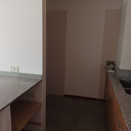 Imagen 10 de 30 de Venta 3 Ambientes 2 Baños Cochera Y Amenities