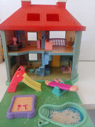 Casita (escuelita) De Muñecas En Miniatura Con Accesorios. Multicolor (Usado)