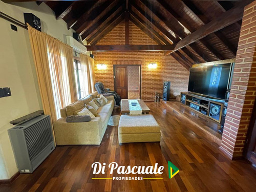 Apto Credito Hipotecario Venta Chalet En 2 Plantas Sobre 700 M2 - Country Club Banco Provincia