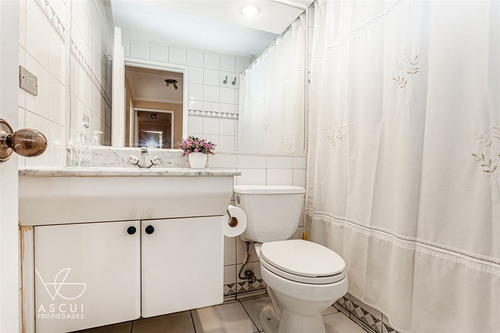 Departamento En Venta De 3 Dorm. En Las Condes