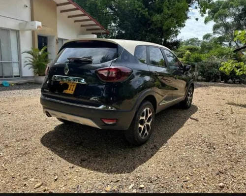 Renault Captur 2.0 Intens Automática
