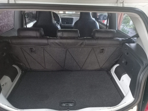 Volkswagen Up! 2014 1.0 Move Up! 75cv 3 P