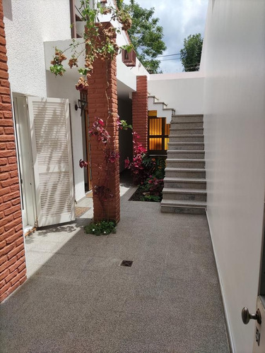Imagen 23 de 25 de Venta Casa - Garage, Consultorio, 2/3 Dormis - 35 E/ 1 Y 2