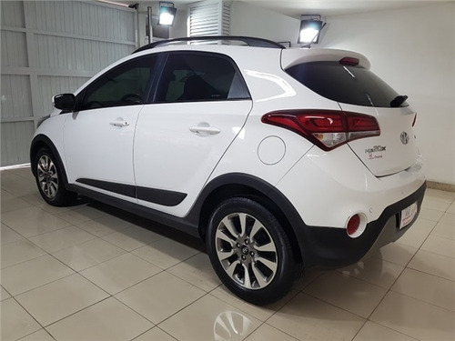Hyundai Hb20x 1.6 16v Style Flex 4p Automático