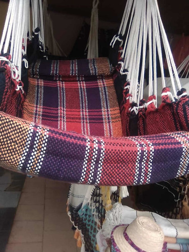 Hamacas Fabricadas En Aldea Artesanal De Tintorero En Lara