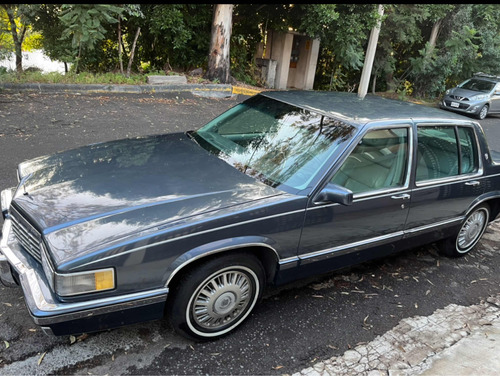 Cadillac Deville,