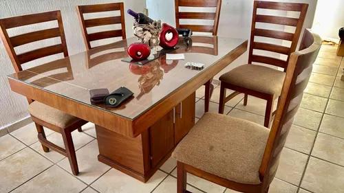 Excelente Y Amplia Casa Semi Amueblada En Fraccionamiento Privado Al Sureste De León