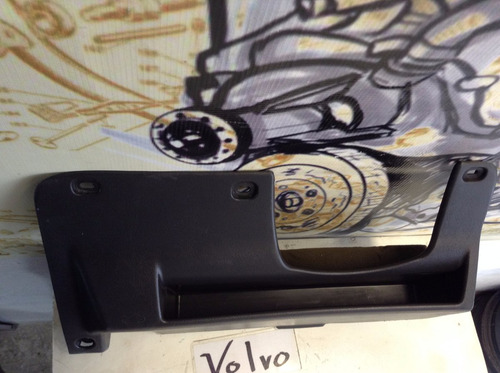 Plastico Tolva Inferior Izquierda Volvo S40 Mod 00-04