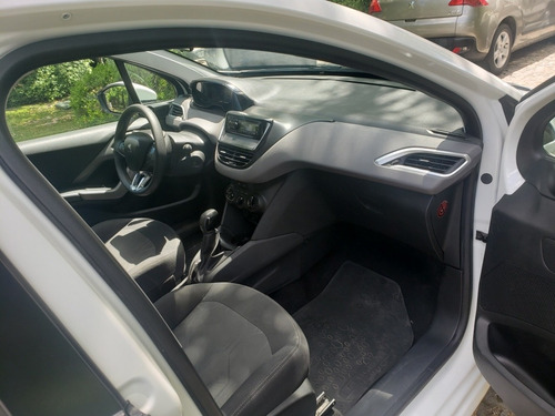Peugeot 208 1.6 Active 2018