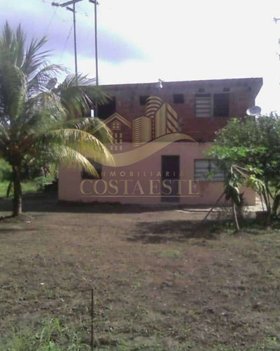 Terreno Con Bienhechuría En Venta Ubicado En Caruao Ref2468