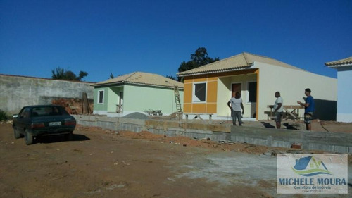 Imagem 3 de 13 de Casa 2 Dormitórios Para Venda Em Araruama, Viaduto, 2 Dormitórios, 1 Banheiro - 200_2-435523