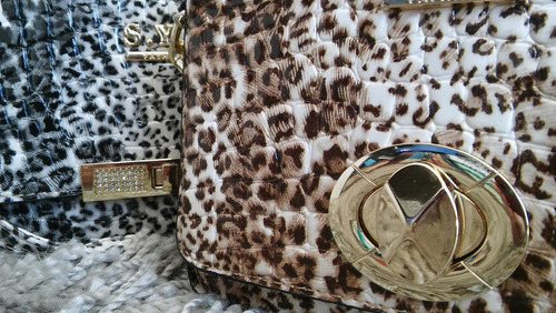 Cartera Cuero Ecológico Animal Print Origen: Brasil