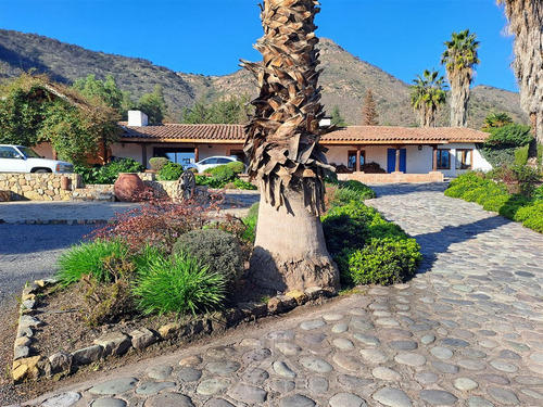 Buin Casona Estilo Chilena Condominio Hasparren