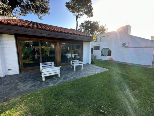 Casa En Alquiler Temporada Barrio Los Troncos