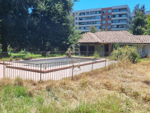Casa Con Gran Terreno En Cantagallo