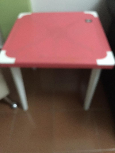 Imagen 2 de 6 de Mesa Pequeña Varias Plástica