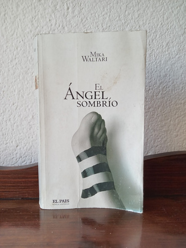 El Ángel Sombrío - Mika Waltari 