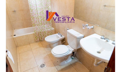 Casa En Venta *grand Bourg * Las Magdalenas