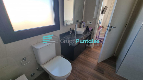 Casa En Lagos De Canning Con 4 Dormitorios Sobre Gran Lote De 940 M2