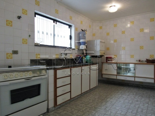 Sobrado - Jardim - Ref: 17882 - V-17882