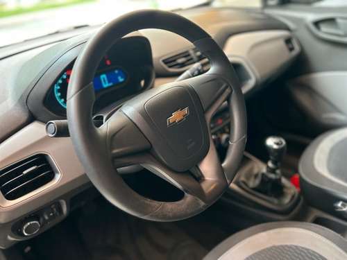 Chevrolet Onix 1.0 MPFI LT 8V FLEX 4P MANUAL