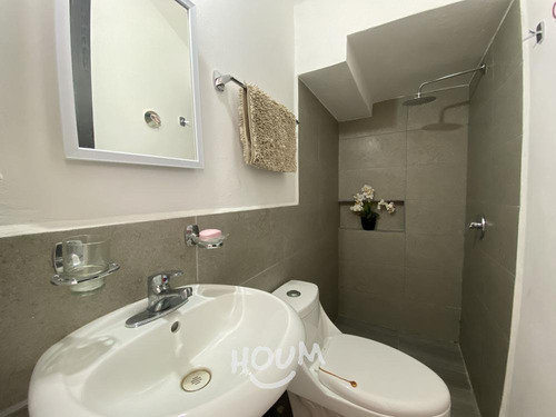 Departamento En Fraccionamiento Arrayanes, Zapopan Con 3 Recámaras, 123 M², Id: 153890