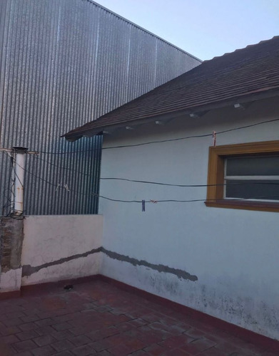 Imagen 10 de 16 de Alquiler De Casa Para Uso Comercial - La Tablada