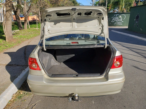 Toyota Corolla Xli 1.6