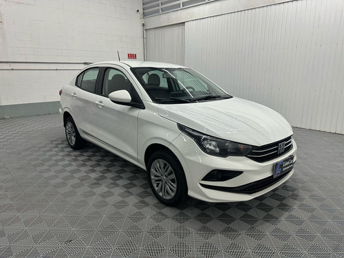 Fiat Cronos 1.0 Drive Flex 4p