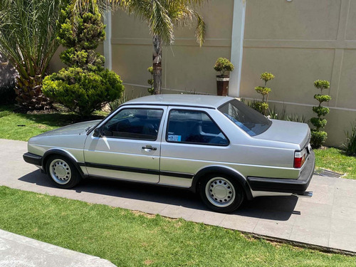 Imagen 1 de 10 de Volkswagen Jetta Cl Coupe