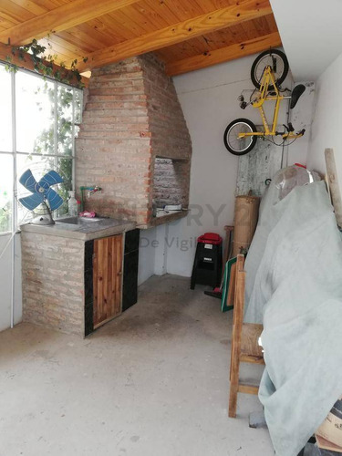 Imagen 15 de 19 de Venta Excelente Casa - Saavedra 1100
