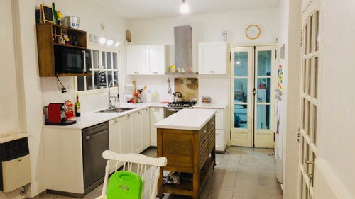 Imagen 6 de 11 de Casa Venta En Castelar Norte