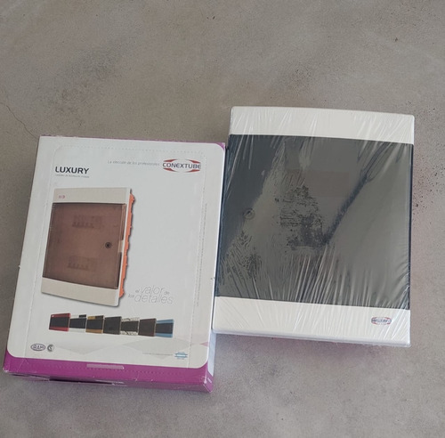 Caja Para Térmica Conextube Luxury Embutir Empotrar 24 Bocas