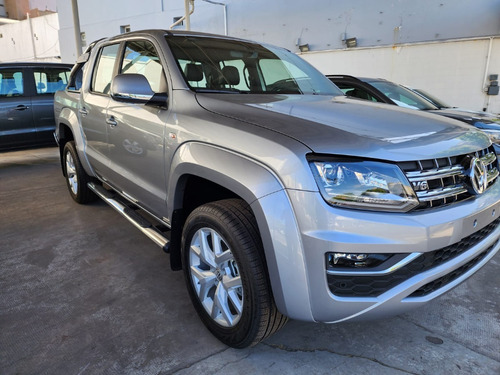 Imagen 24 de 25 de Amarok V6 Highline 258cv C/ Estribos Y Barra Antivuelco #02