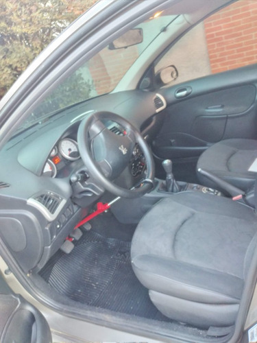 Peugeot 207 2011 1.4 Xr Flex 5p