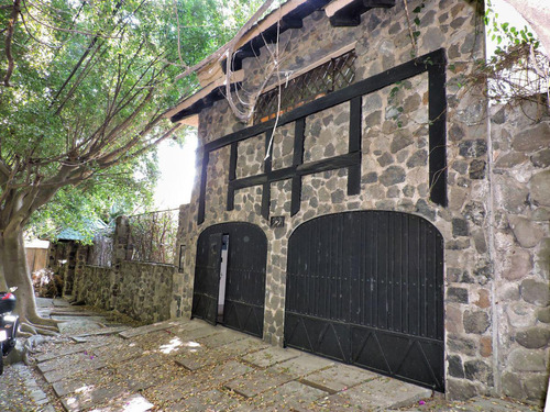 Linda Casa En Cuernavaca, Al Norte En Rancho Cortés