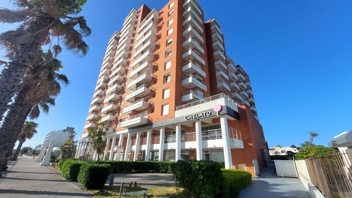 Apartamento En Venta 2 Dormitorios Primera Línea Piriápolis (ref: Iea-1989)