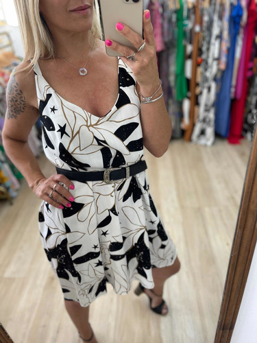 Imagen 3 de 5 de Vestido Corto Estampado The Big Shop