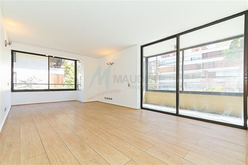 Departamento En Venta De 2 Dorm. En Las Condes