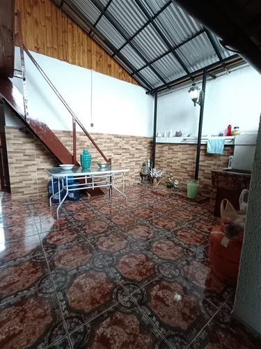 Casa En Venta De 5 Dorm. En Lo Prado