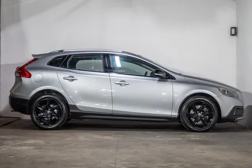 Volvo V40 2.5 T5 Cross Country Awd