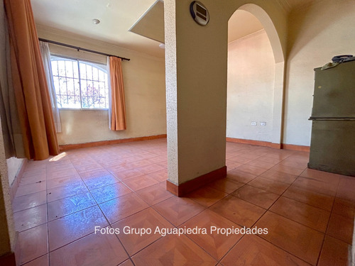 Casa Ideal Comercio Con Galpones Y Doble Salida De Vehiculos
