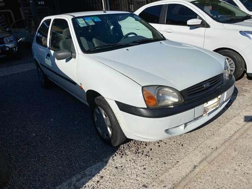 Ford Fiesta 1.6 Lx 2001