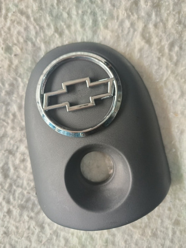 Tapa Chapa Compuerta Con Emblema Chevrolet Corsa 2puertas