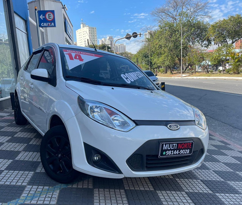 Imagem 3 de 7 de Ford Fiesta Sedan 2014 1.6 Rocam Se Plus Flex 4p