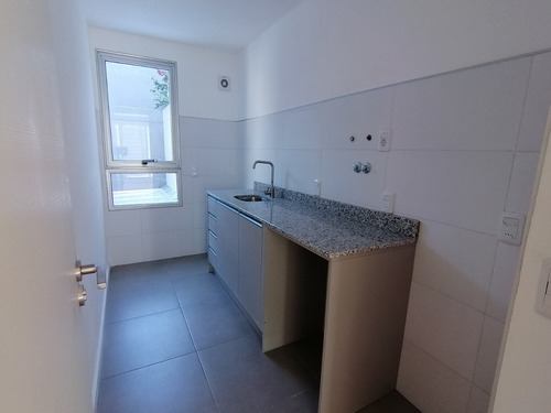 Venta Apartamento 2 Dormitorios, En Cordón!