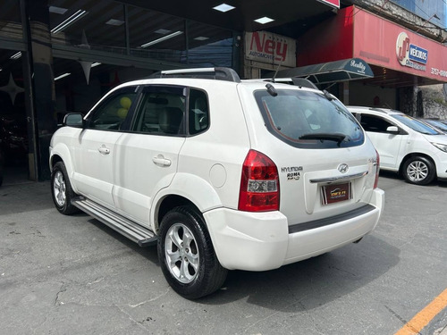Hyundai Tucson 2.0 MPFI GLS 16V 143CV 2WD FLEX 4P AUTOMÁTICO