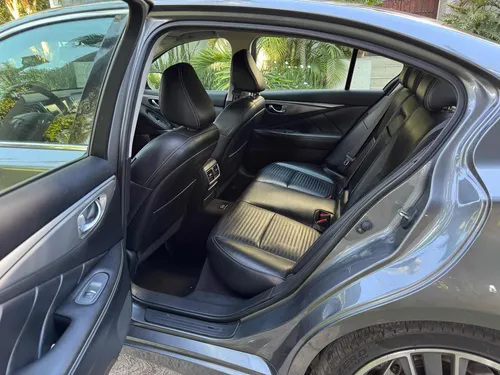 Infiniti Q50 3.5 Hybrid At