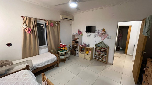 Casa Familiar En Venta Apta A Crédito!